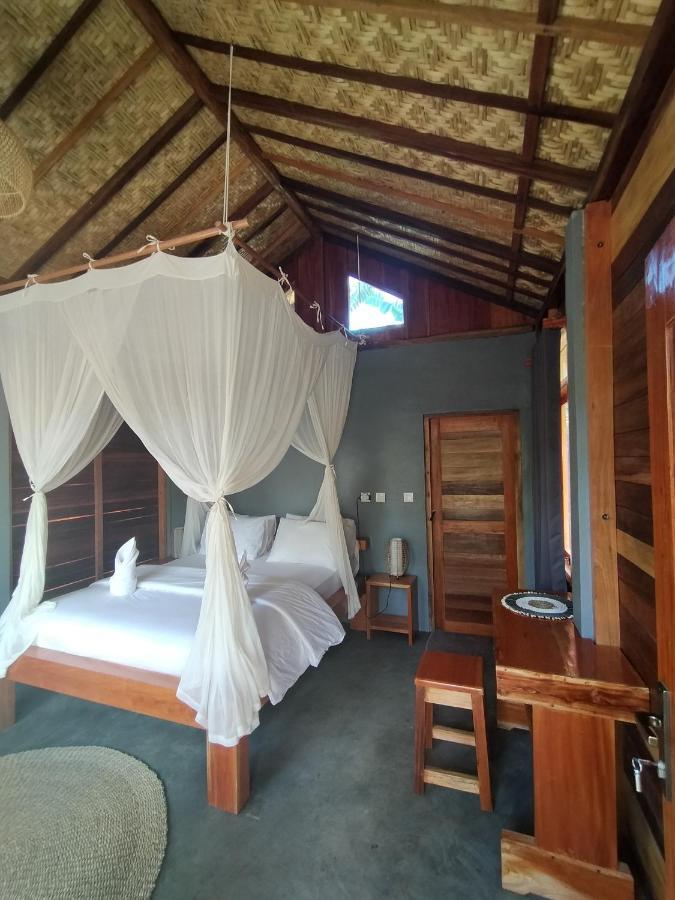 The Geckos Homestay Kelimutu Exterior foto